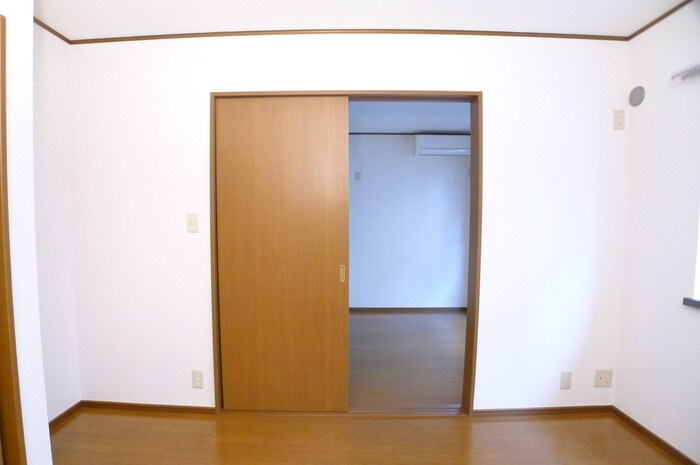 物件内観写真8　(内観写真)