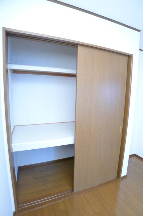 物件内観写真17　(収納)