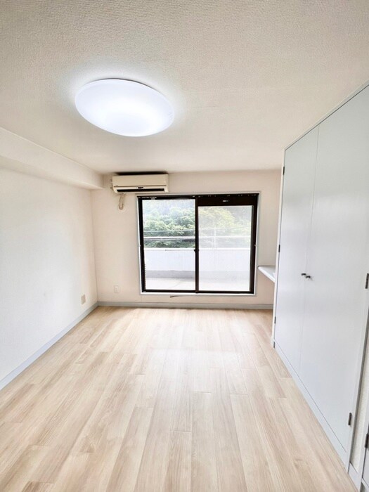 物件内観写真15　(居室)