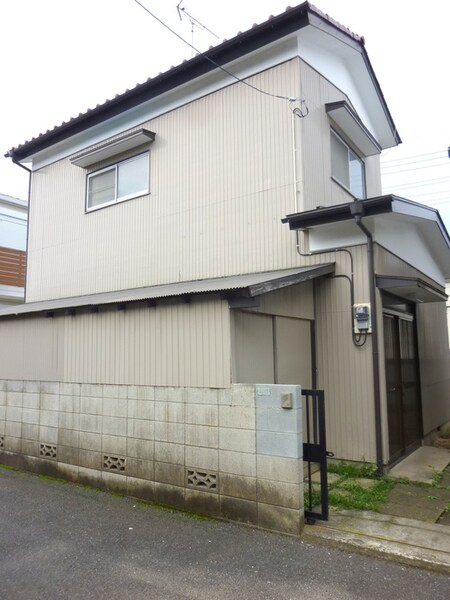 稲垣様貸家6外観写真