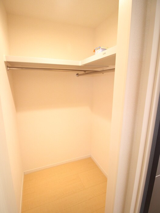 物件内観写真11　(収納)