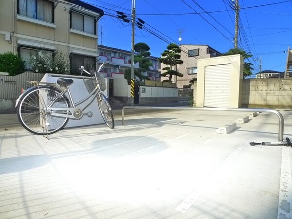駐輪場