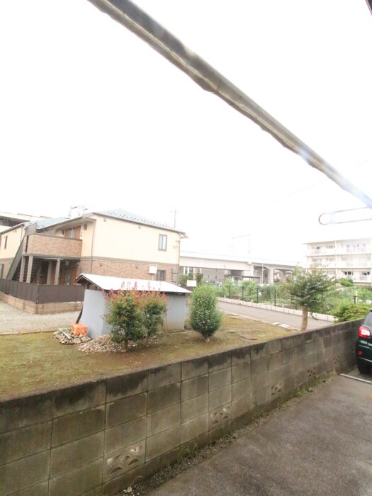 物件内観写真10　(室内からの展望)