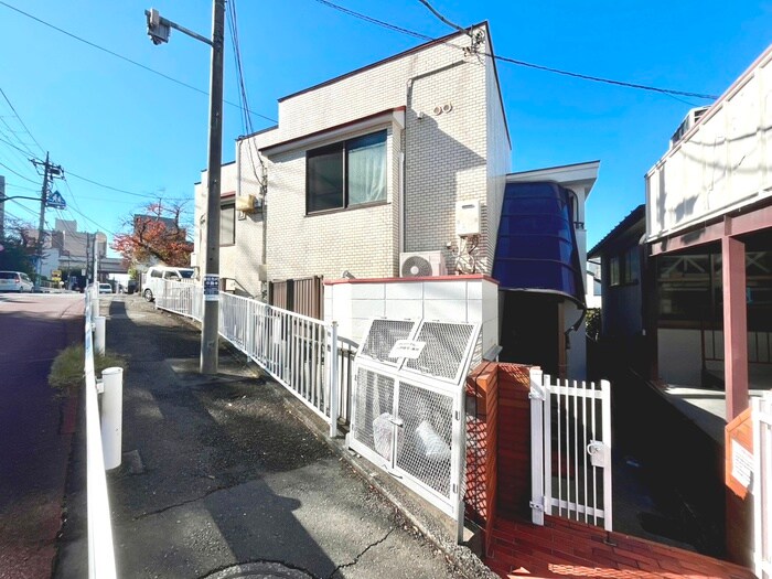 物件外観写真2　(外観写真)