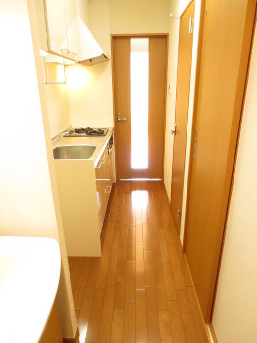 物件内観写真9　(廊下)