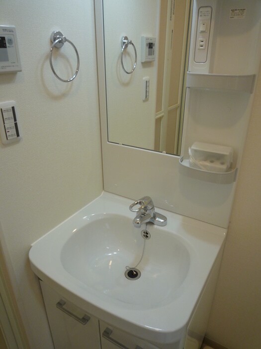物件内観写真10　(洗面)