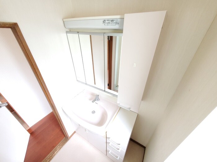 物件内観写真12　(洗面)