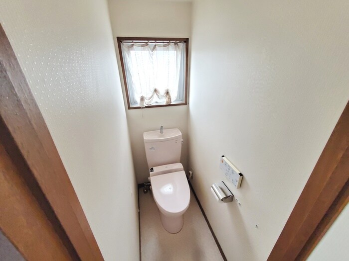 物件内観写真13　(トイレ)