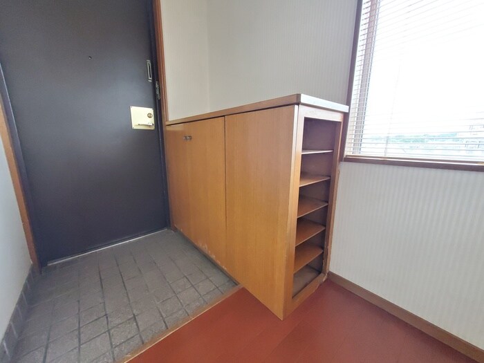 物件内観写真15　(靴箱)