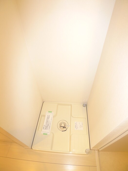 物件内観写真9　(洗濯機置場)