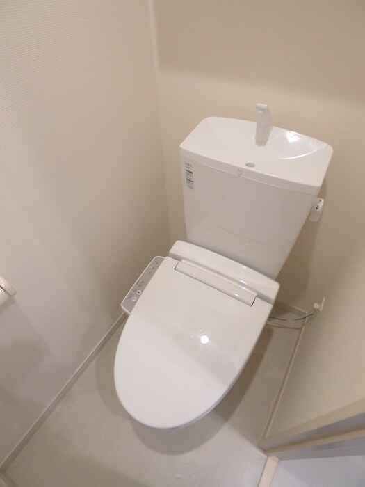 物件内観写真12　(トイレ)