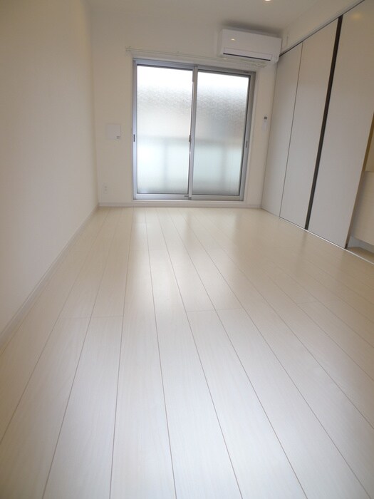 物件内観写真13　(居室)