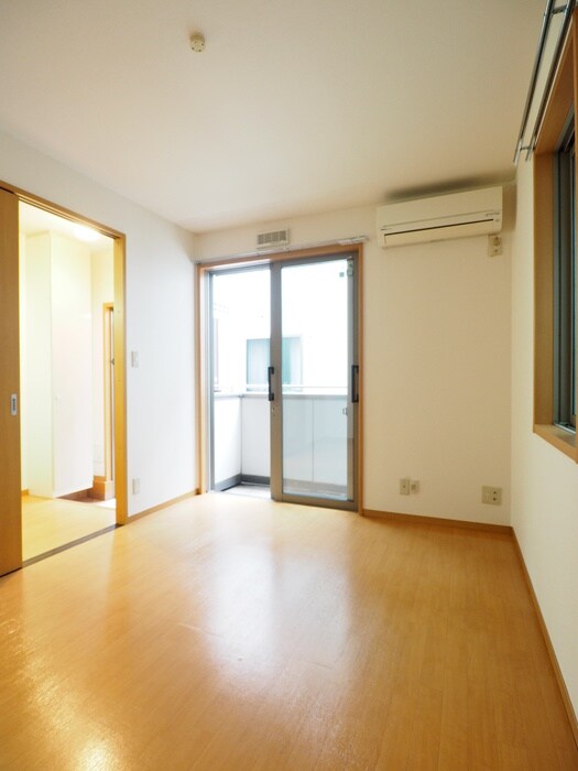 物件内観写真11　(居室)