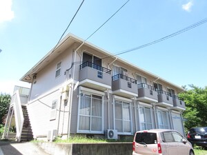 エルミタ－ジュ外観写真