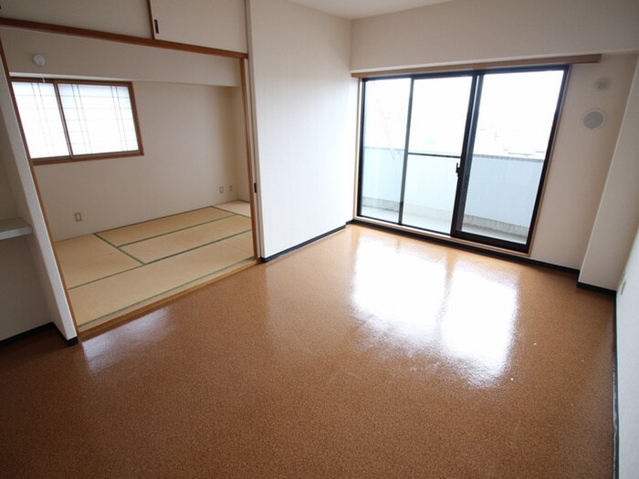 物件内観写真8　(ベランダ・バルコニー)