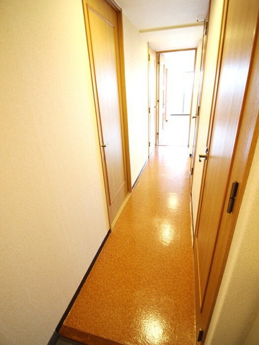 物件内観写真22　(廊下)