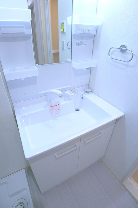 物件内観写真13　(洗面)