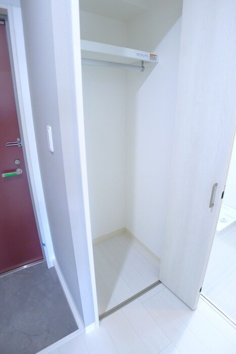 物件内観写真18　(収納)