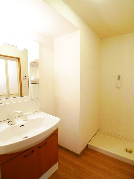 物件内観写真8　(洗面)