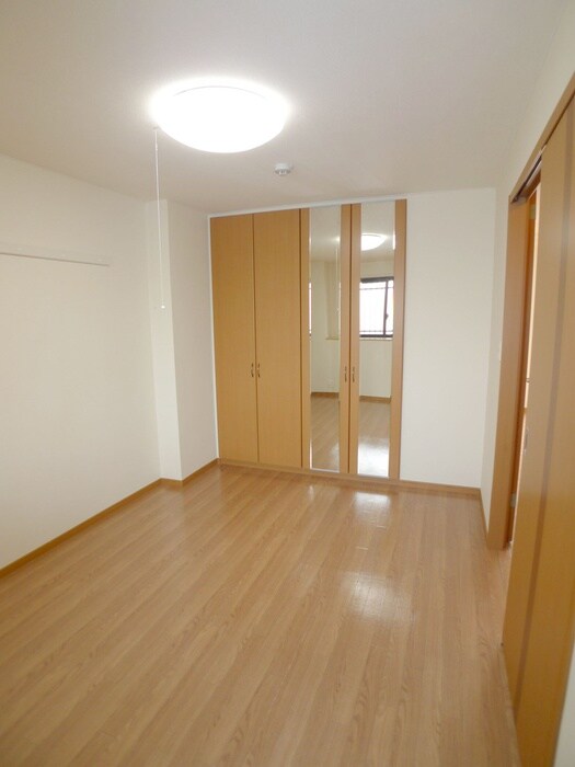 物件内観写真11　(居室)