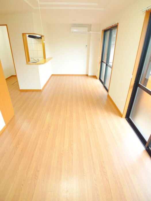 物件内観写真15　(居室)