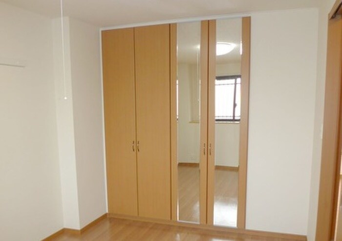 物件内観写真16　(収納)