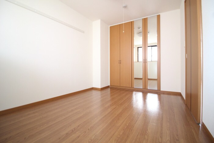 物件内観写真19　(居室)