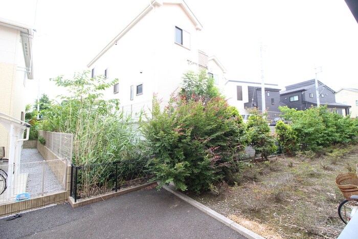 物件内観写真22　(室内からの展望)