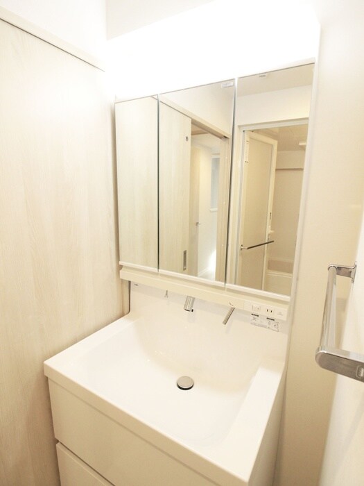 物件内観写真10　(洗面)