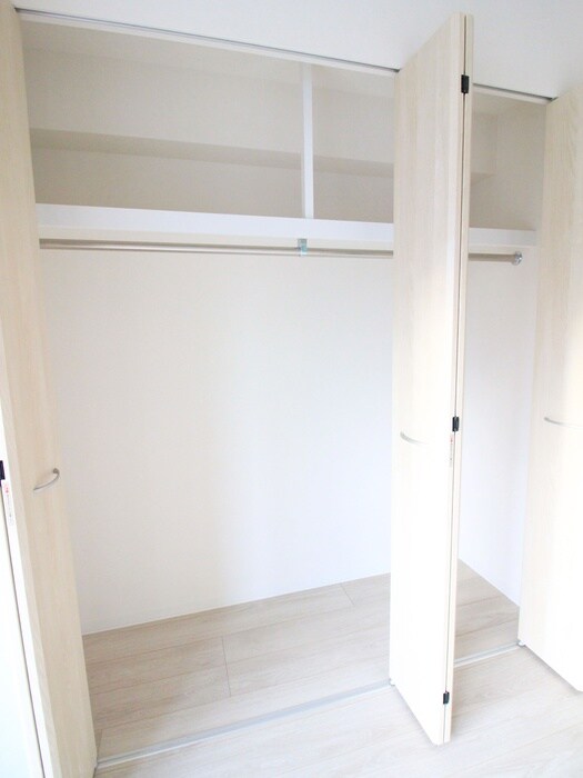 物件内観写真18　(収納)