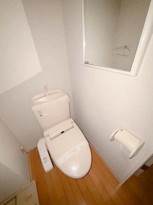 物件内観写真12　(トイレ)