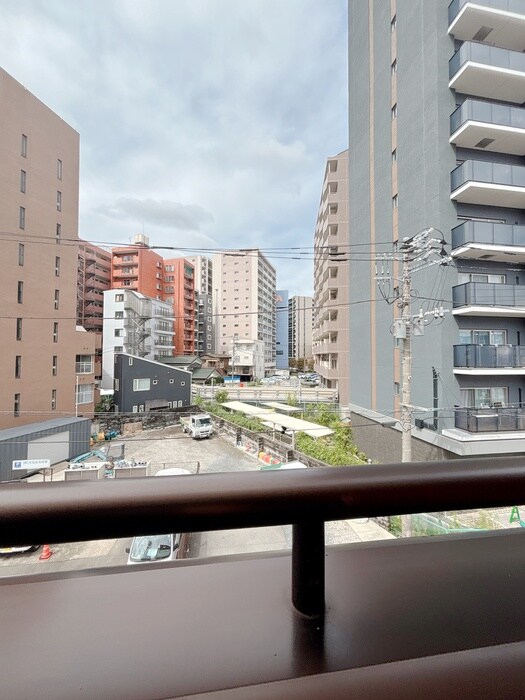 物件内観写真18　(室内からの展望)