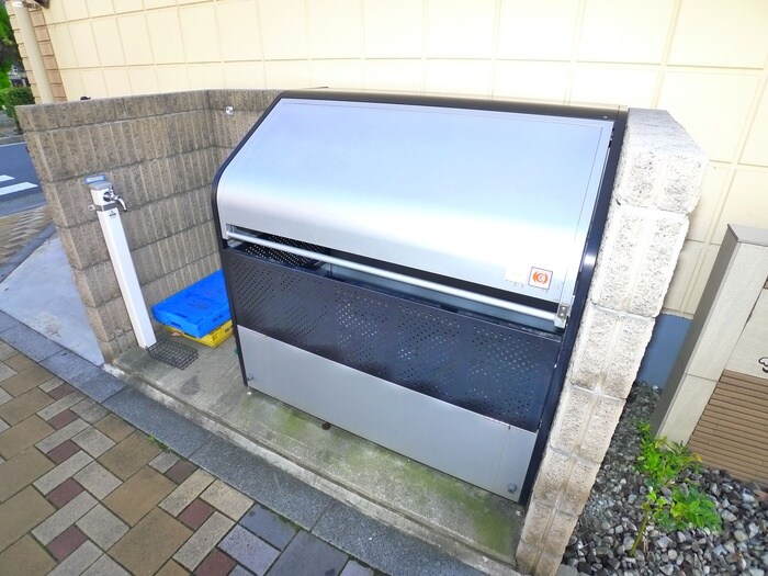 物件外観写真4　(建物設備)