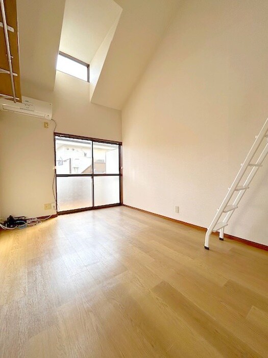 物件内観写真5　(居室)