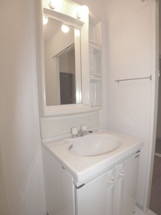 物件内観写真14　(洗面)