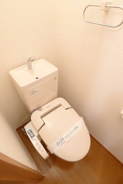 物件内観写真12　(トイレ)