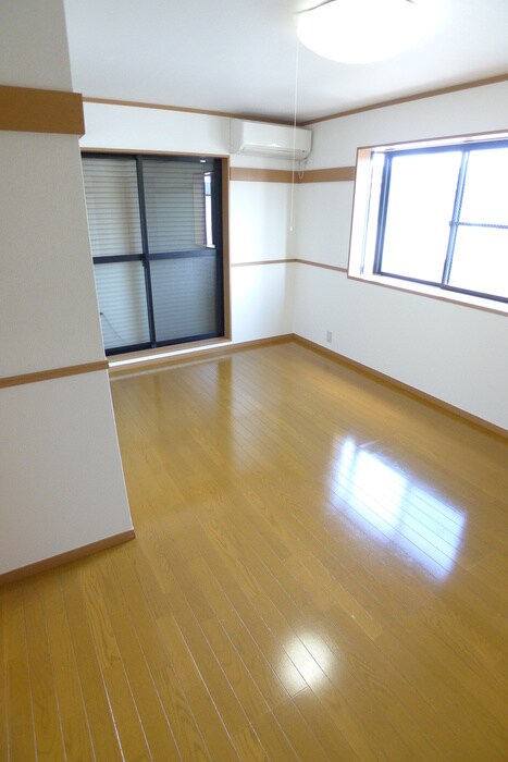 物件内観写真21　(居室)