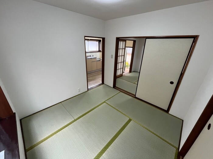 物件内観写真8　(居室)