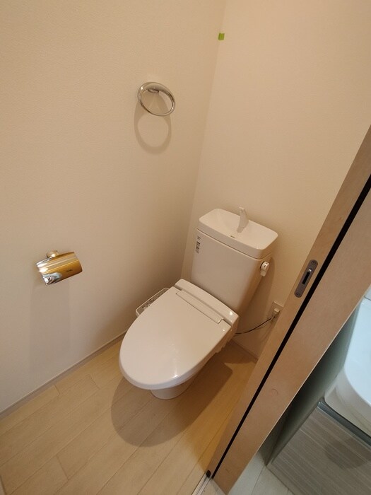 物件内観写真14　(トイレ)