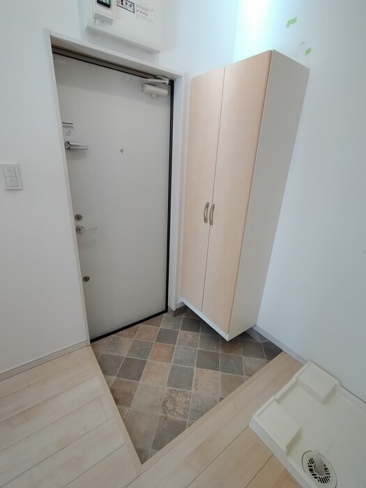 物件内観写真18　(玄関)