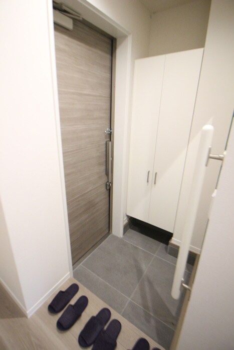 物件内観写真7　(玄関)