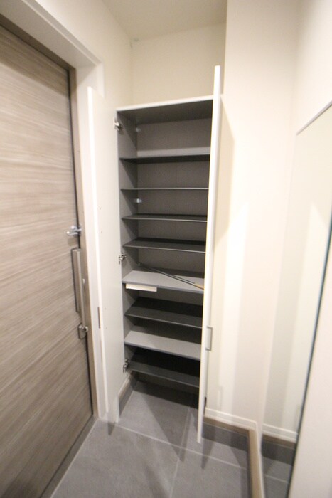 物件内観写真17　(靴箱)