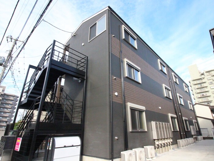 物件外観写真1　(外観写真)