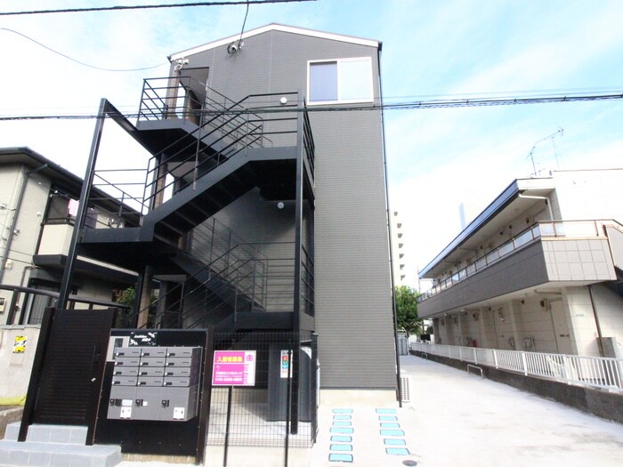 物件外観写真6　(外観写真)