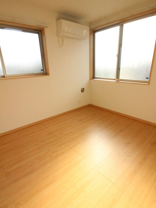 物件内観写真13　(居室)