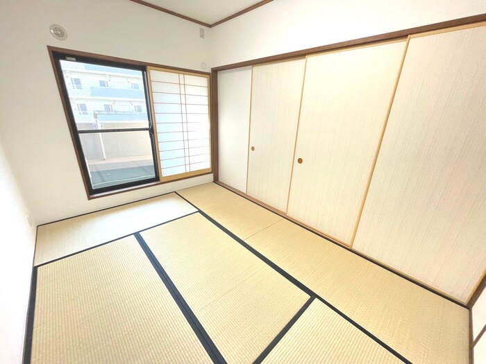 物件内観写真9　(居室)