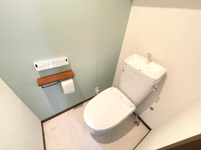 物件内観写真12　(トイレ)