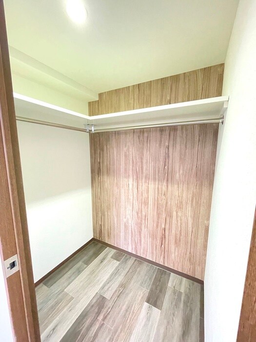物件内観写真15　(収納)