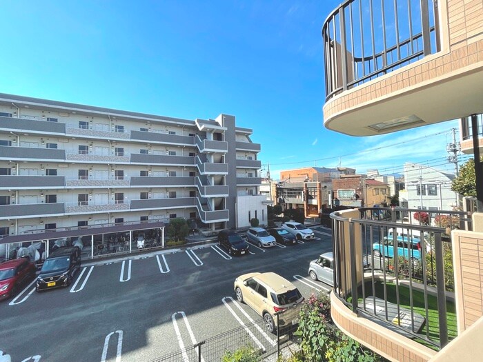 物件内観写真19　(室内からの展望)