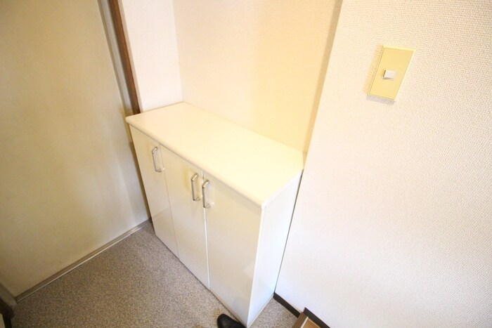 物件内観写真22　(玄関)